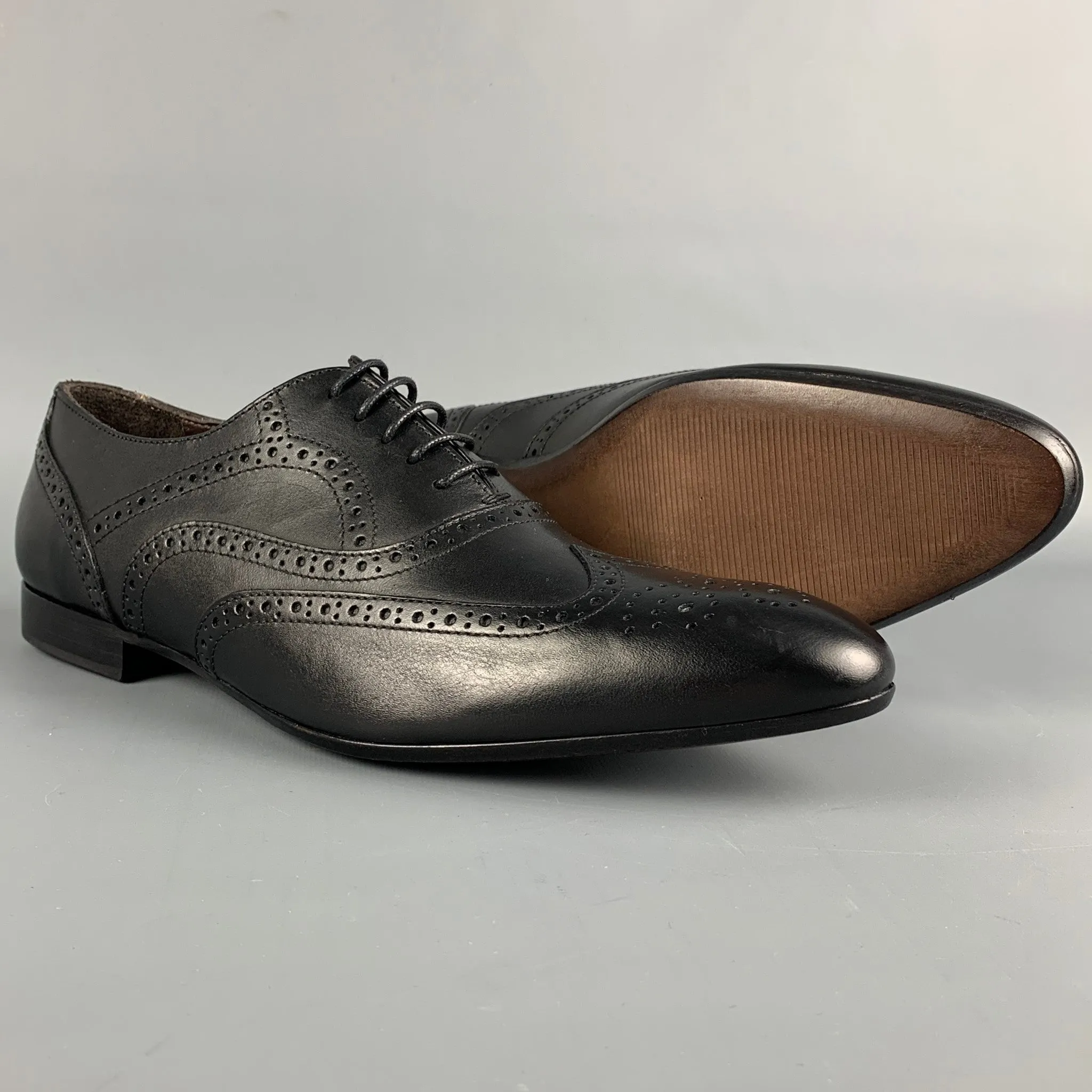 A.TESTONI Size 9 Black Perforated Leather Wingtip Lace Up Shoes