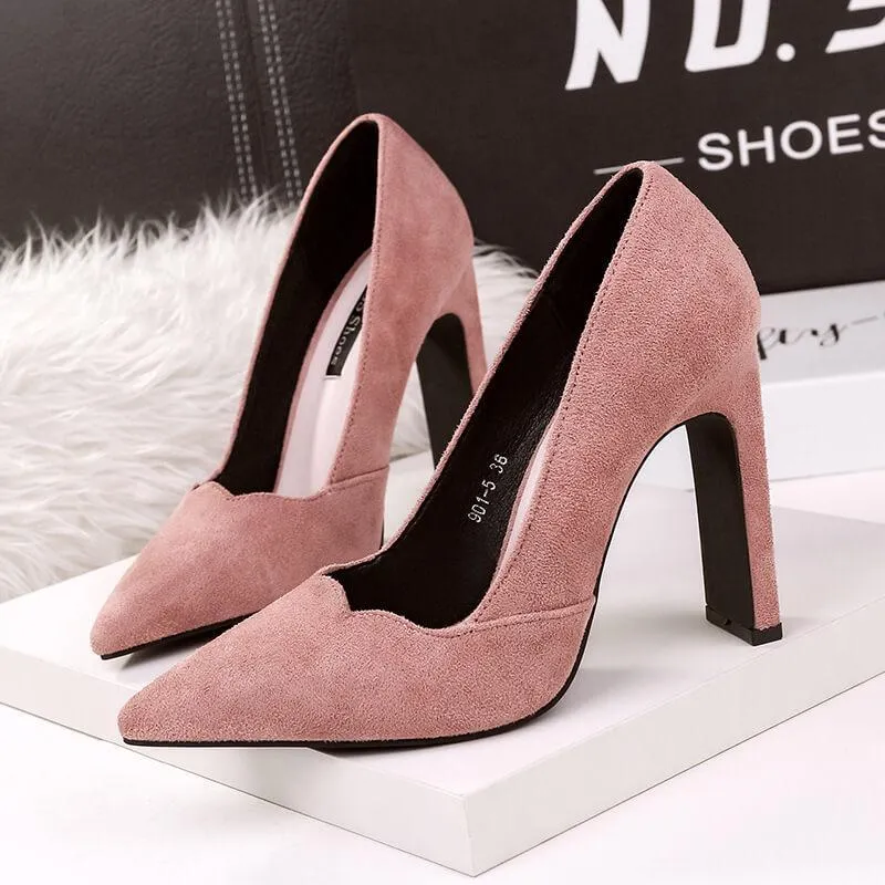 Chunky Heel Point Toe Suede Pumps