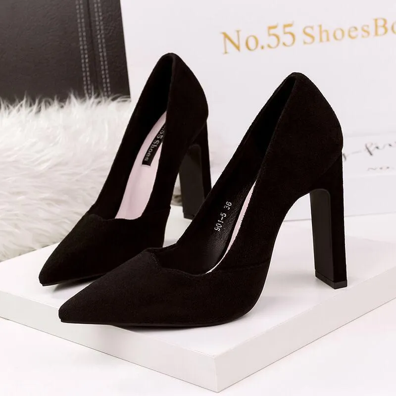 Chunky Heel Point Toe Suede Pumps
