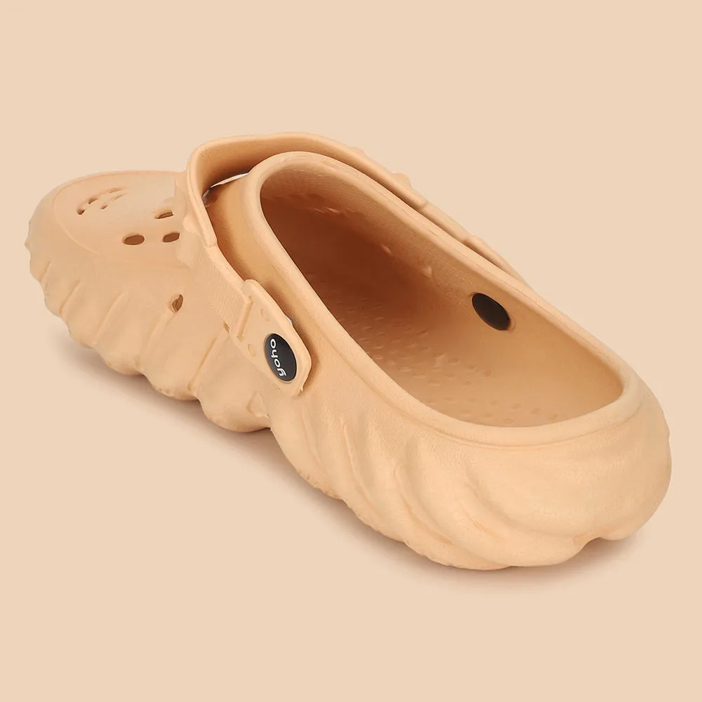 Wavy Clogs for Men